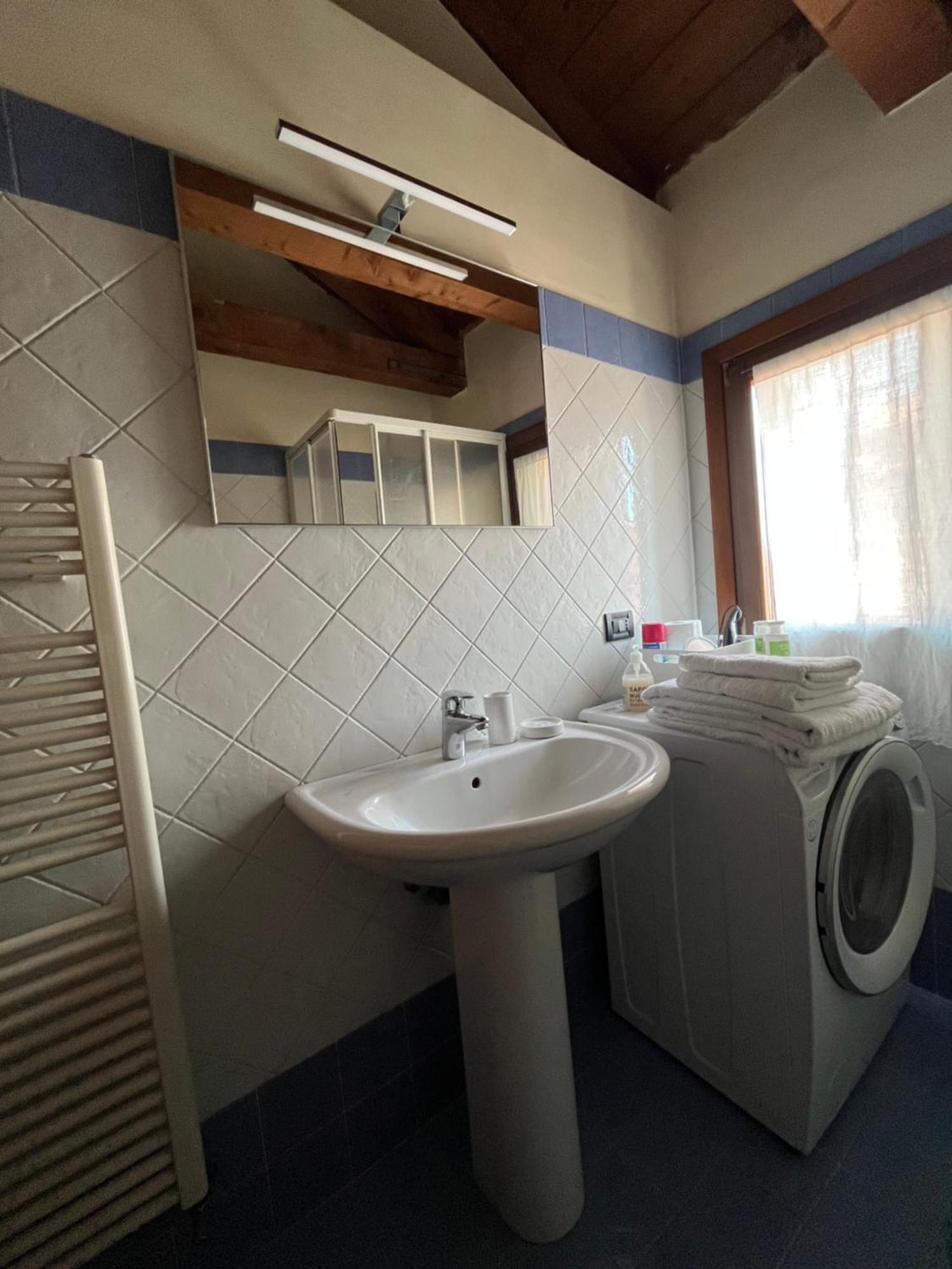 Romantic Rialto Apartment Венеція Екстер'єр фото